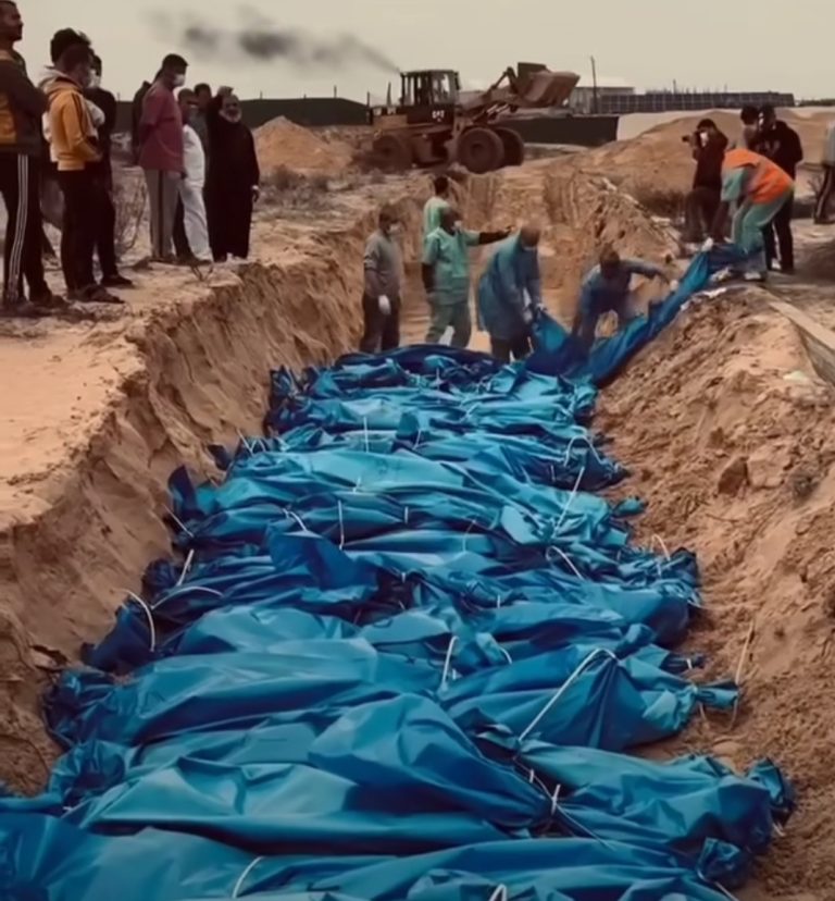 Para Syuhada di Kota Gaza, Dimakamkan Secara Massal